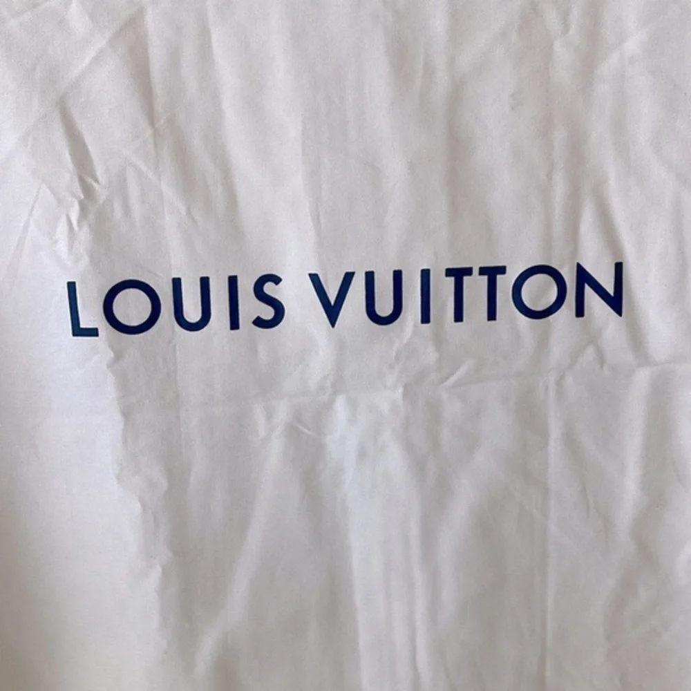 Louis Vuitton Garment Bag‎